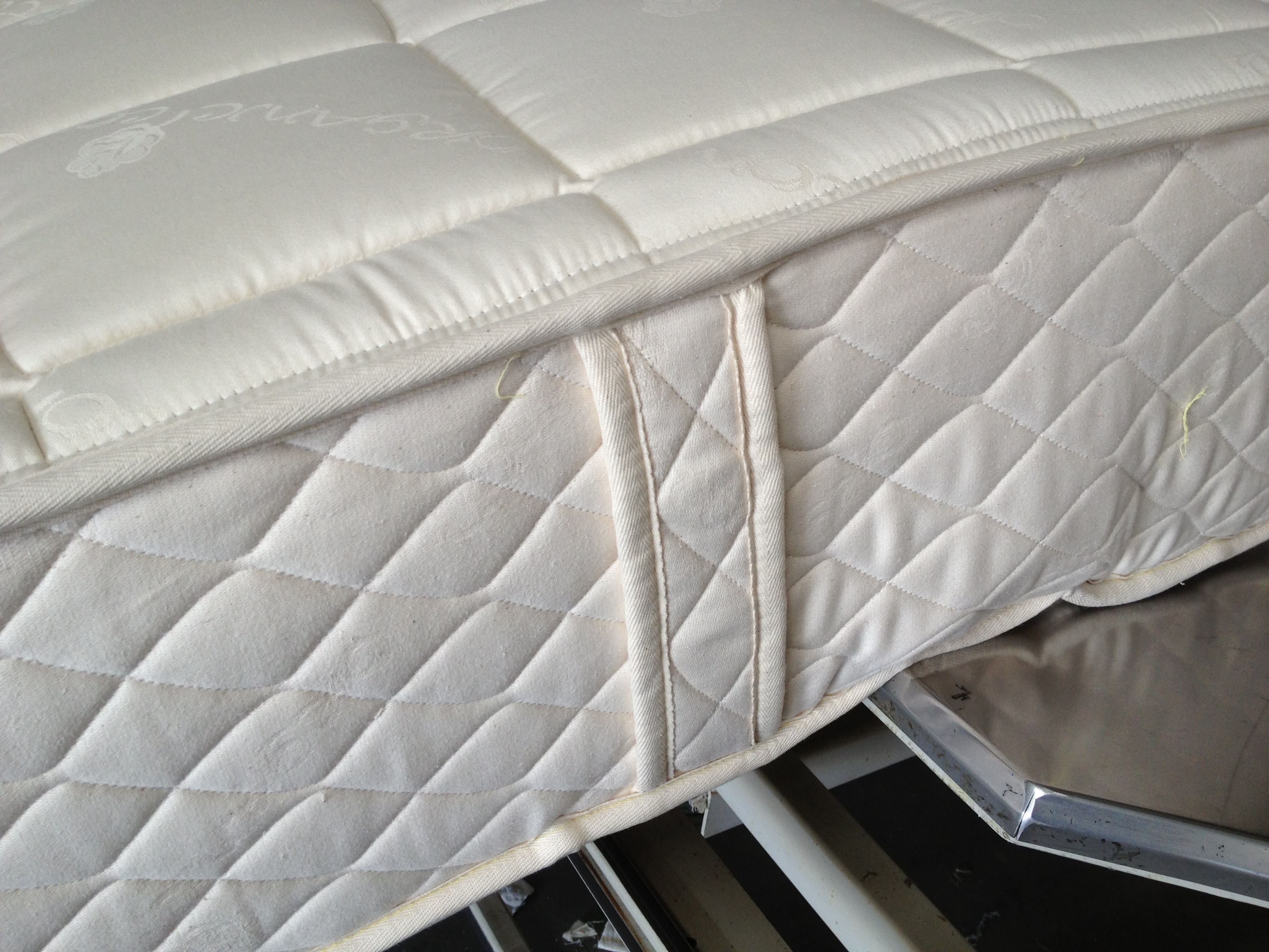 natural latex foam mattress
