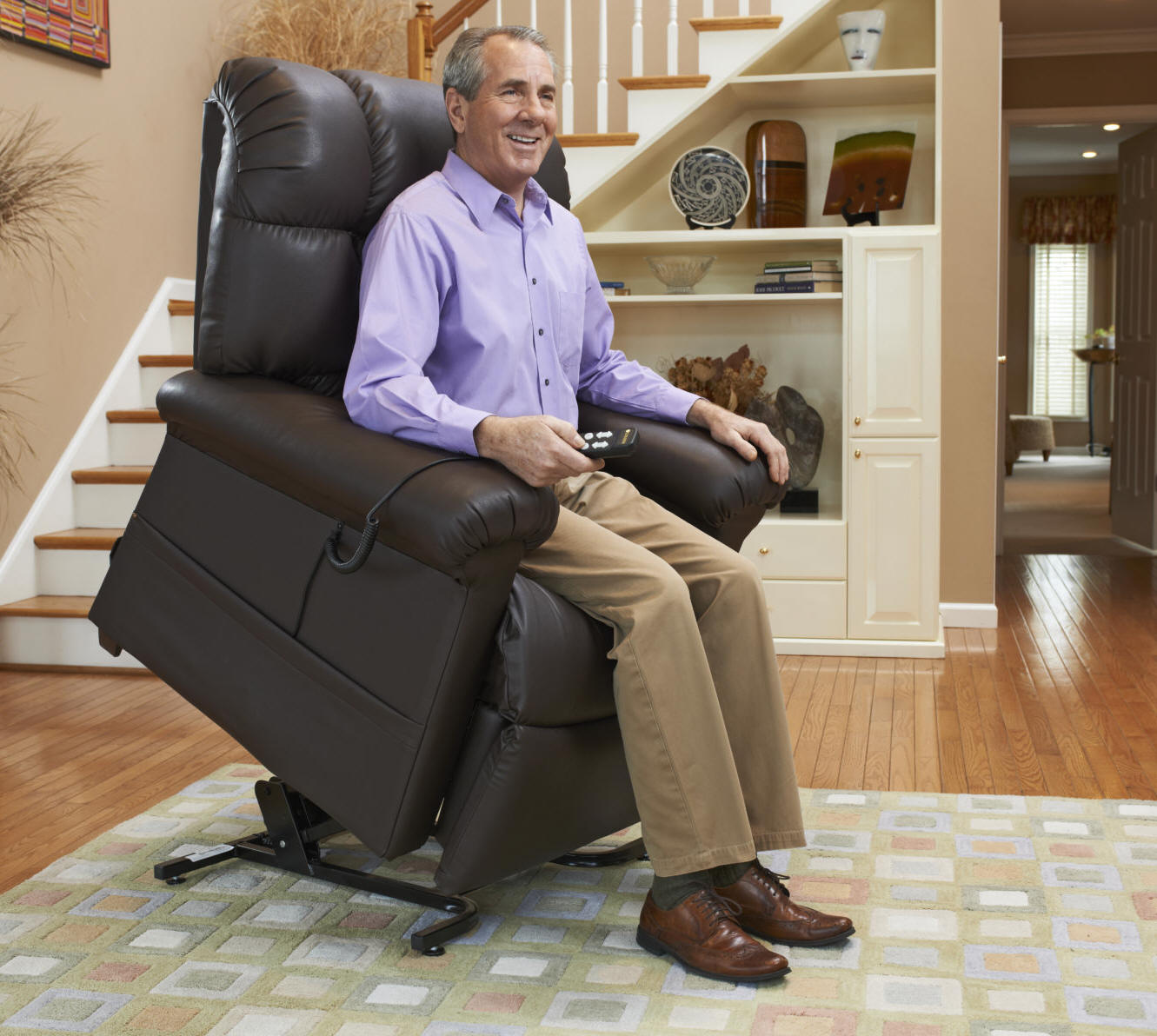 Los Angeles Golden Tech Lift Chair Recliners and Pride Viva